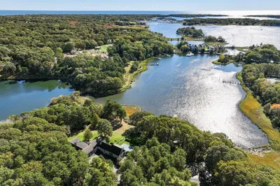 61 Fox Island Rd