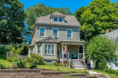120 Brown Ave 1