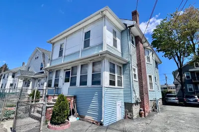 10-12 Greenwood Ave #12