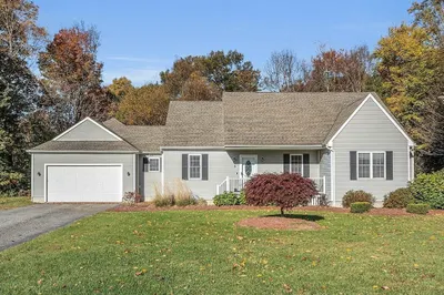 5 Sandys Cir