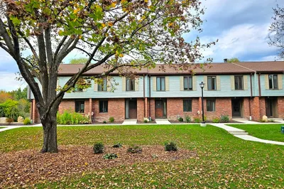 11 Winston Ct #11 1