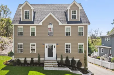 31 Poplar St 1