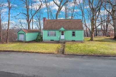 37 Plateau Cir 1