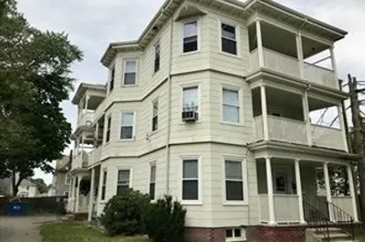 93 Laureston St