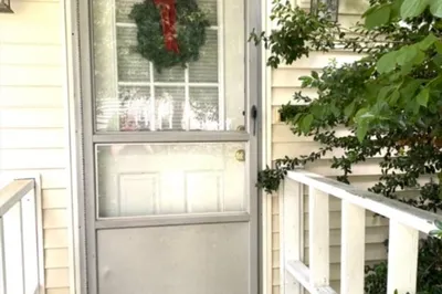 337 Village St #3 1