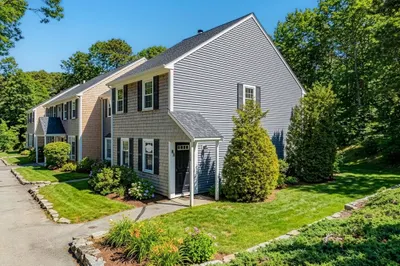 88 Woodview Dr #H-88 1