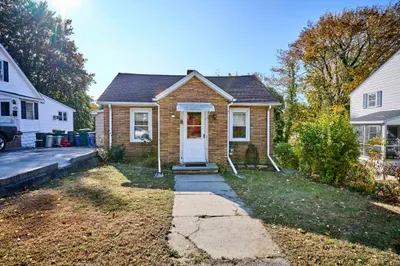 95 Garfield Ave