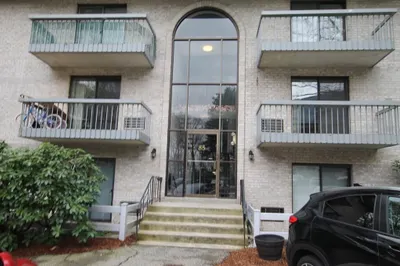 85 Commons Dr #310