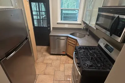 7 Chesterton St #1 1