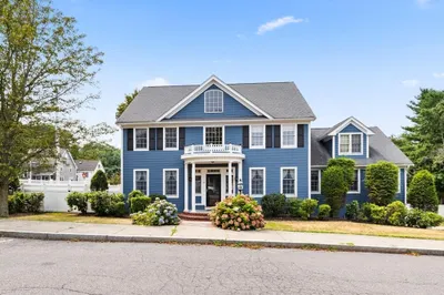 4 Mcdonald Farm Rd 1