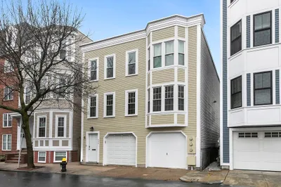 324 W Third St #1