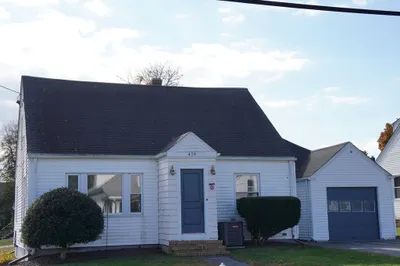 429 Buffinton Street