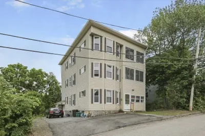 30 Hemans St #2