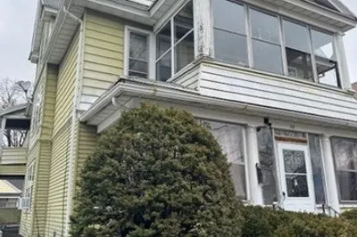 110-112 Noel St