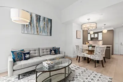 100 Lovejoy Wharf #12M