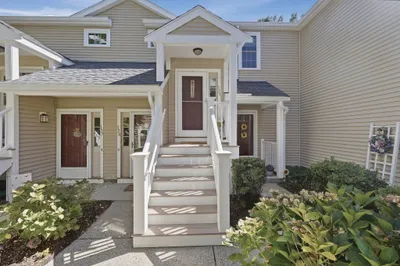 129 Tyson Commons Lane #129 1