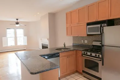 186 West 7th Street #1