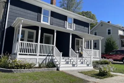 42 Roosevelt Street #42 1