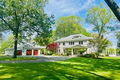 109 Oak Road 1