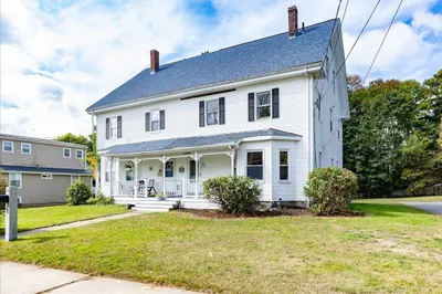 16 Pleasant St #16