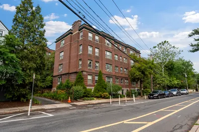 52 Garden St #B2 1