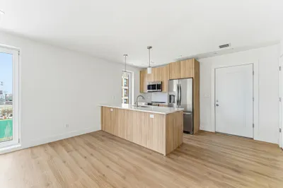 1035 Commonwealth Ave #511 1