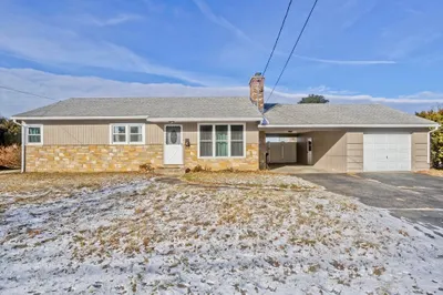 5 Carol Ave