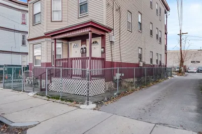 72-74 Water St