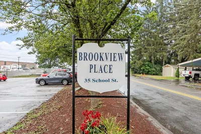 35 School Street #4