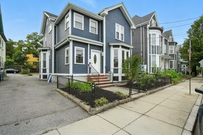 59 Marshall St #1