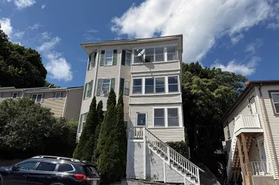 20 Creston St #1 1