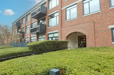 100 Keyes Road #220 1