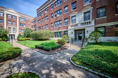 137 Englewood Ave #45
