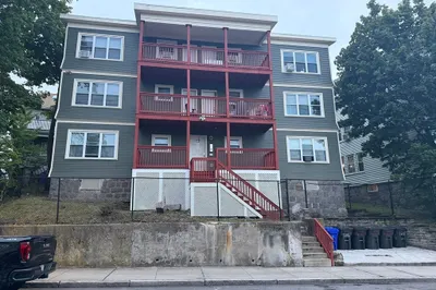 125 Rosseter St 1