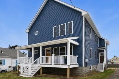 542 King Philip St 1