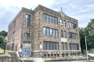 22 Waverly St 1