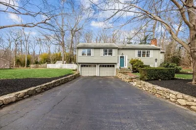 94 Aberdeen Dr 1