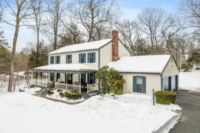 53 Throne Hill 1