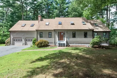 258 Kelley Blvd 1