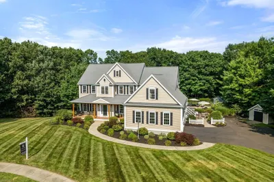 19 Mulberry Ln 1