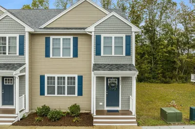140 North Walker St #211