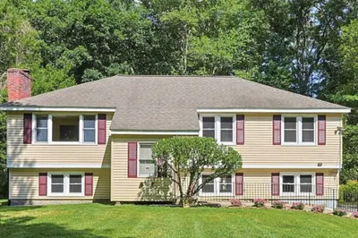 109 Davis Road 1