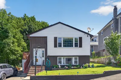 39 Mountain Ave 1