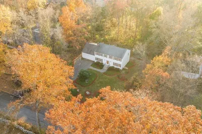 10 Violet Cir 1