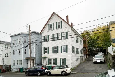 433 Lincoln St