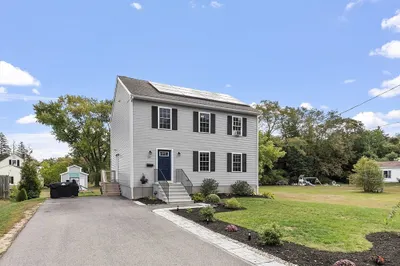 257 S Main St