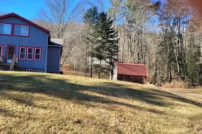 550 S Main Rd 1