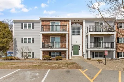 5 Chapel Hill #12 1