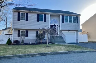 38 Slocum Farm Dr 1
