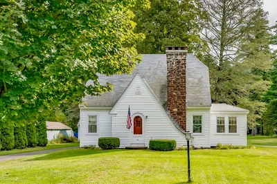 59 Newell Pond Rd 1